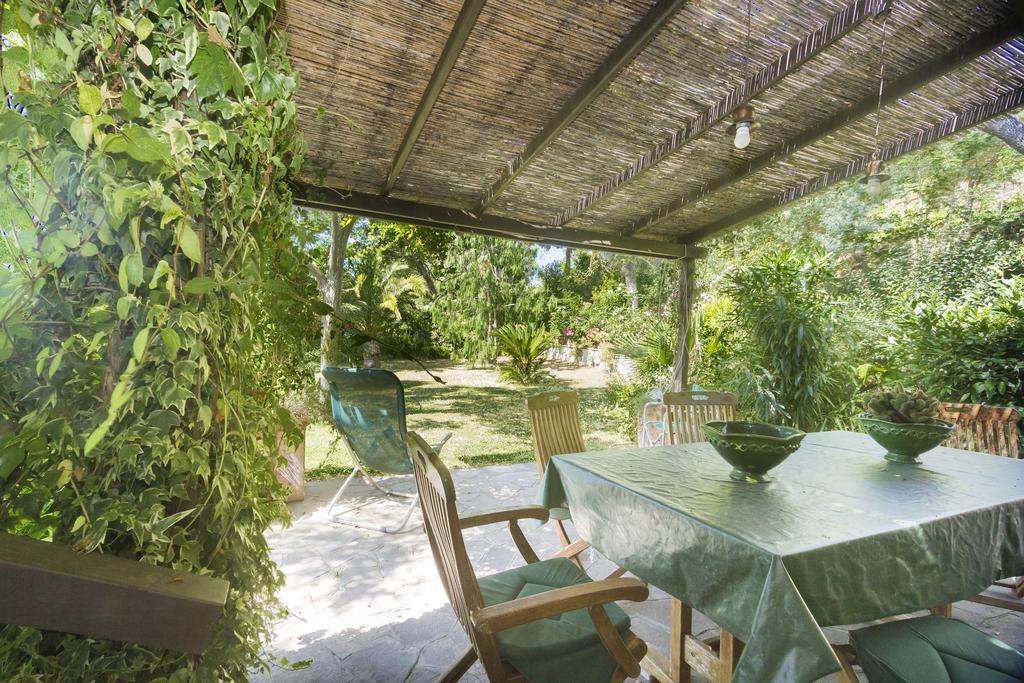 Villa Monserrato - Goelba Porto Azzurro Extérieur photo
