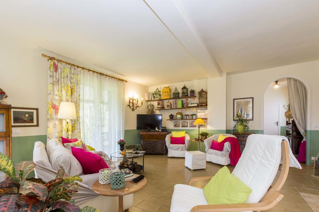 Villa Monserrato - Goelba Porto Azzurro Extérieur photo