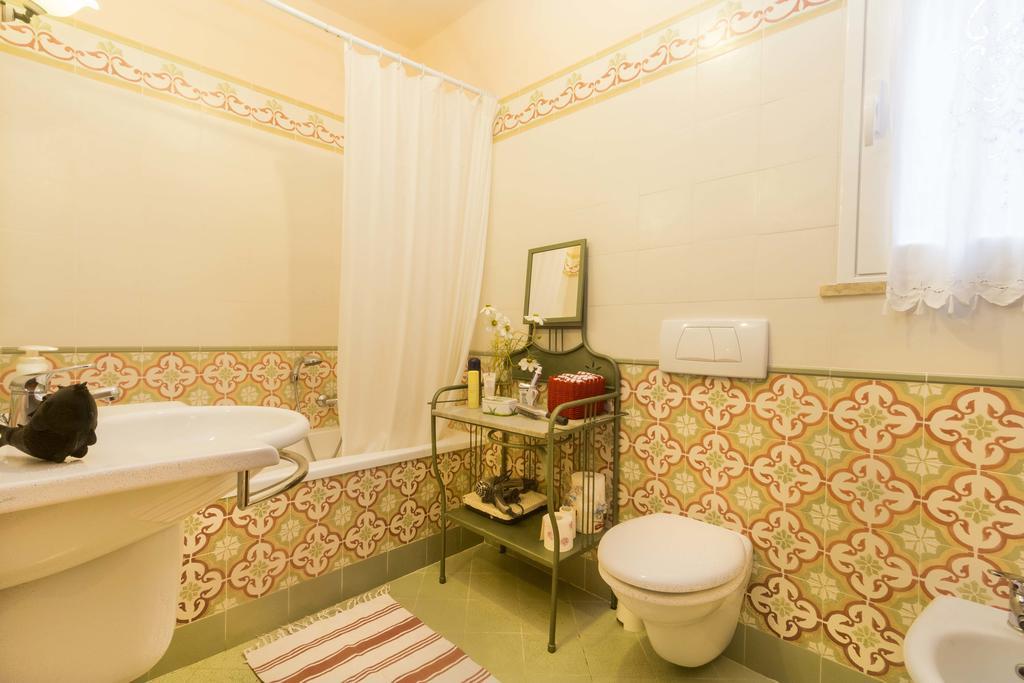 Villa Monserrato - Goelba Porto Azzurro Chambre photo