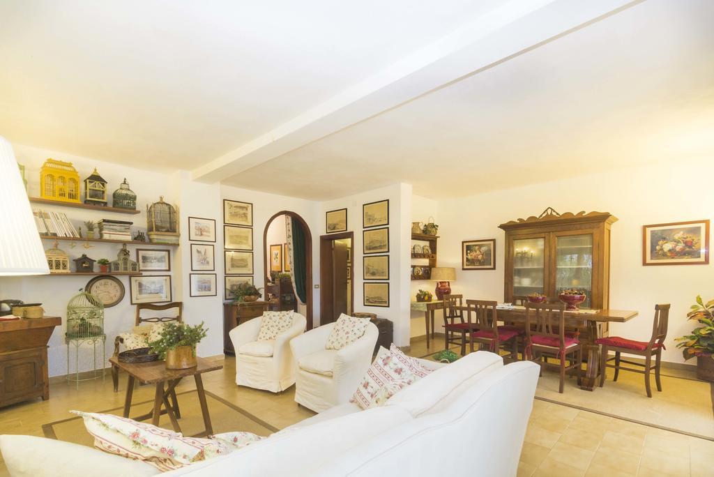Villa Monserrato - Goelba Porto Azzurro Chambre photo