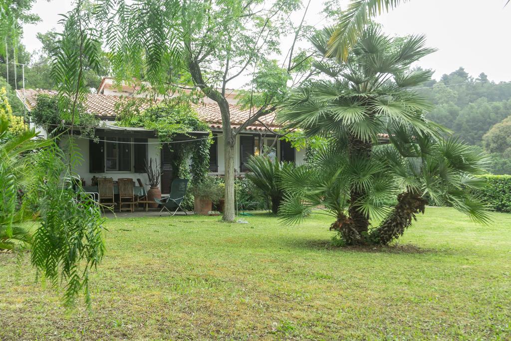 Villa Monserrato - Goelba Porto Azzurro Extérieur photo