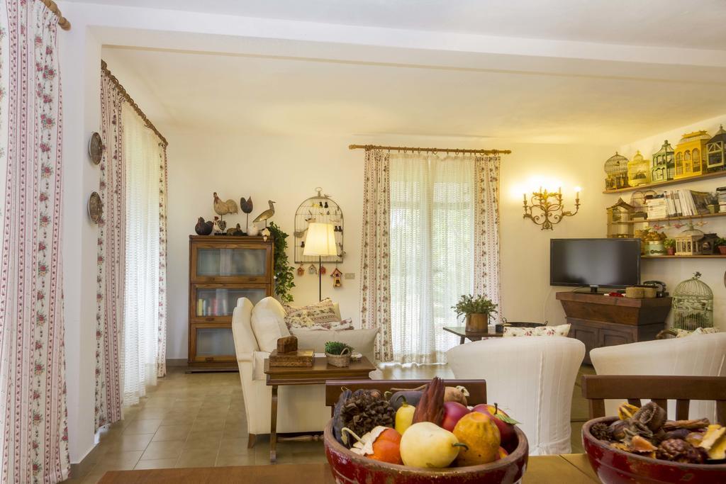 Villa Monserrato - Goelba Porto Azzurro Chambre photo
